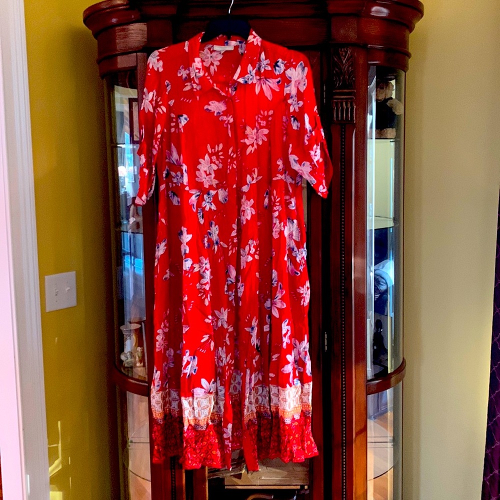 Midi Dress Red with flowers. Pockets 3/4 sleeves. 100% Rayon